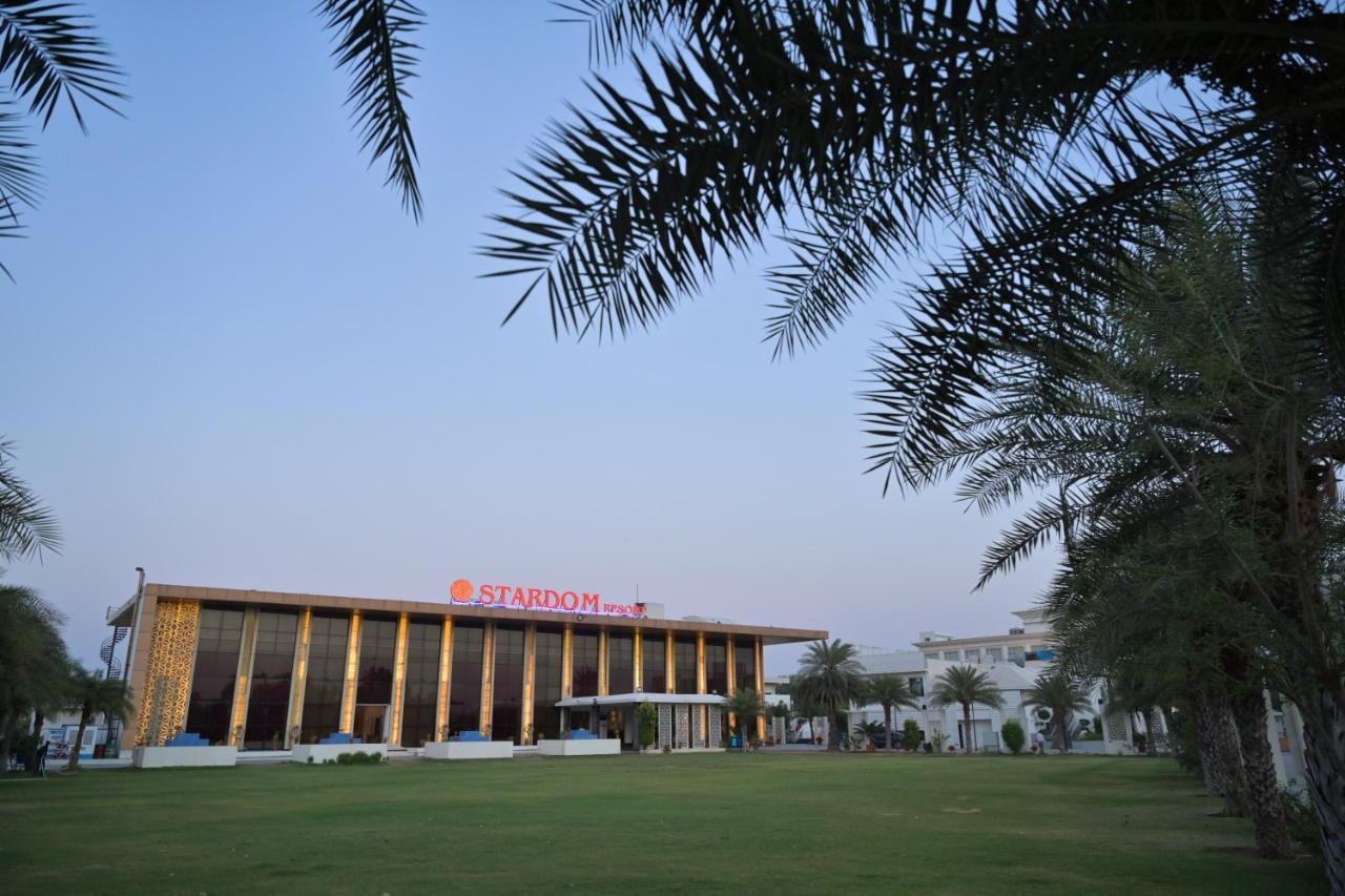 Stardom Resort Jaipur Exterior foto